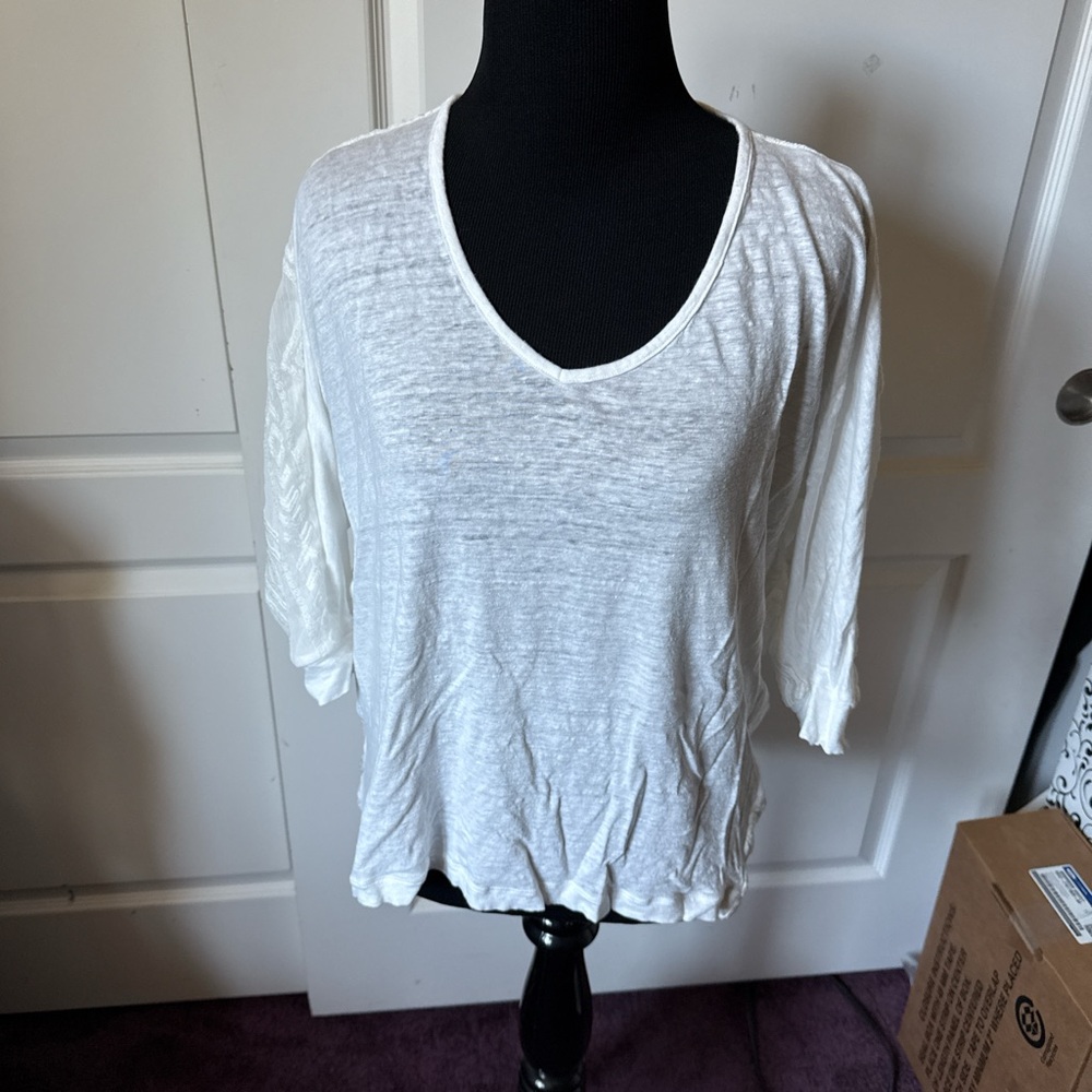 CAbi White Long Sleeve Women's Top